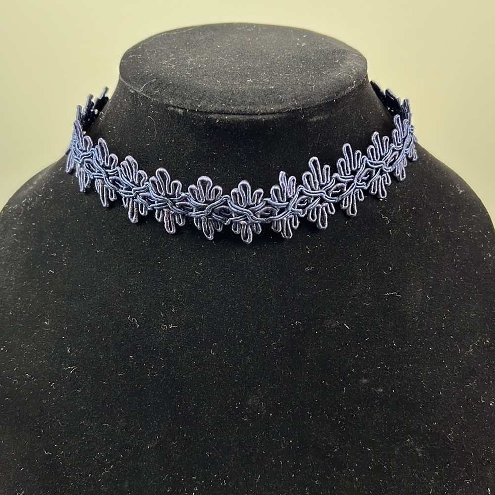 3 for $30 Choker necklace
